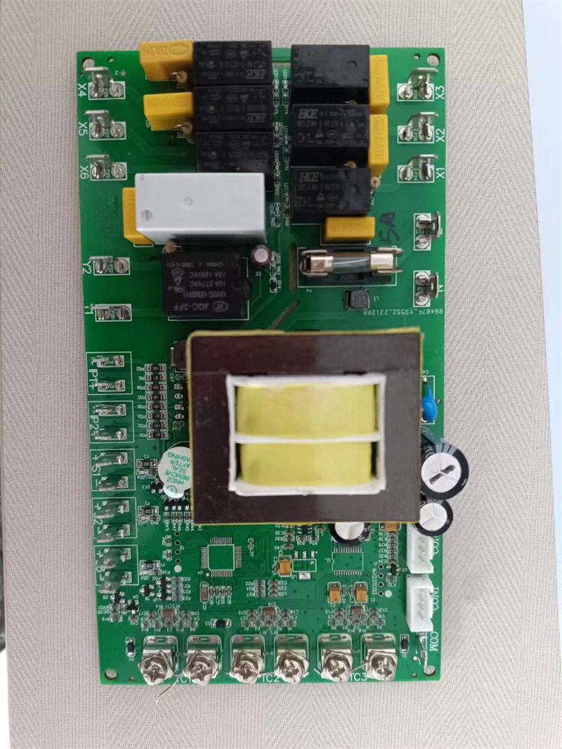 插件機助力照明驅動板的精密組裝：提升效率與品質的關鍵